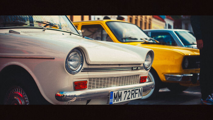 I Went To A Vintage Car Show And Captured Some Details (14 Pics)