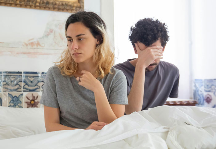 Husband Gets The Ick From Wife's "Push Present" Demands, Tells Her She's Not Worth It