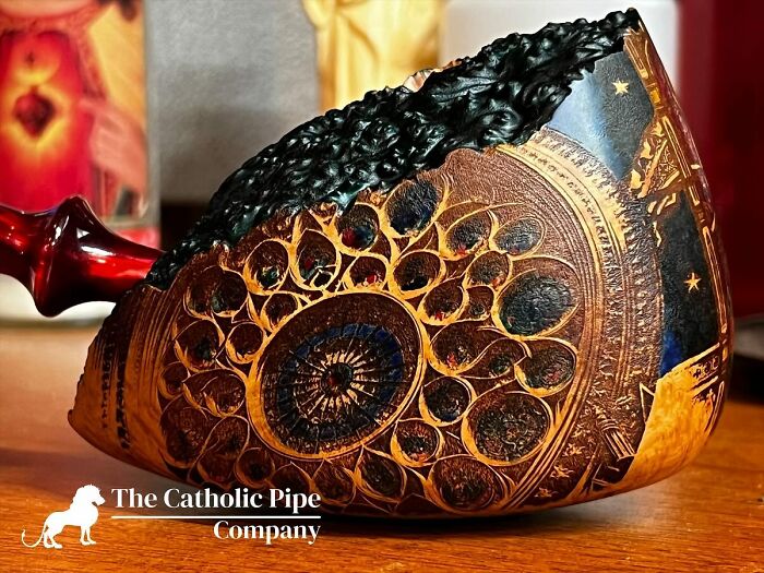 These Handcrafted Saint-Inspired Pipes Are Carved And Painted To Perfection (30 Pics)