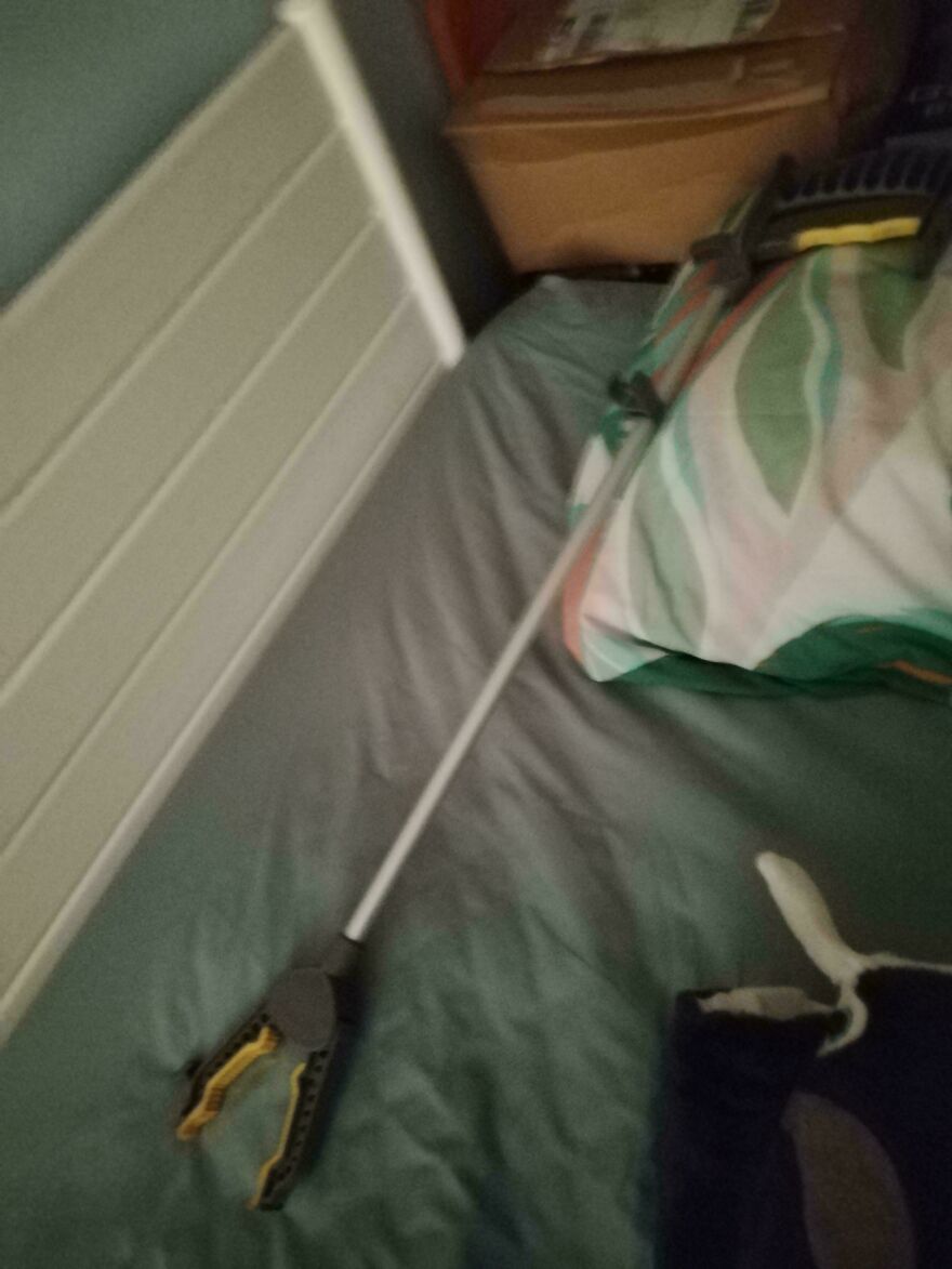 I Woke Up Hugging This Litter Picker. I've Never Seen It Before In My Life And It Definitely Wasn't There When I Went To Sleep