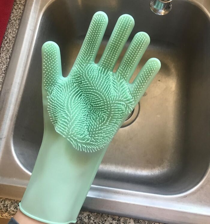 Give Your Hands A Well-Deserved Break While Tackling The Dishes With These Fancy Dishwashing Scrubber Gloves 