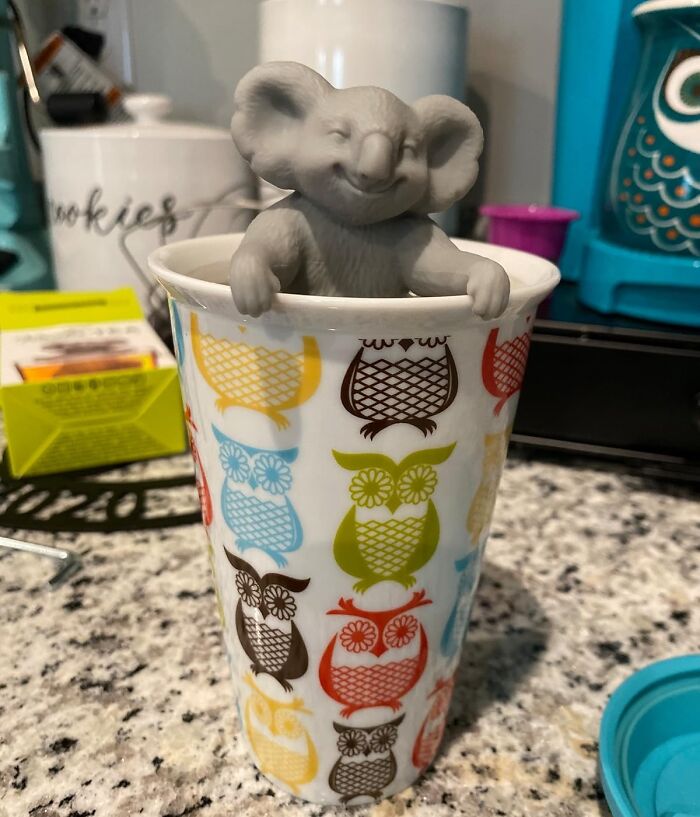 Your Cuppa Will Be Anything But Boring With This Eucalyptus-Loving Koala Tea Infuser Hanging Around