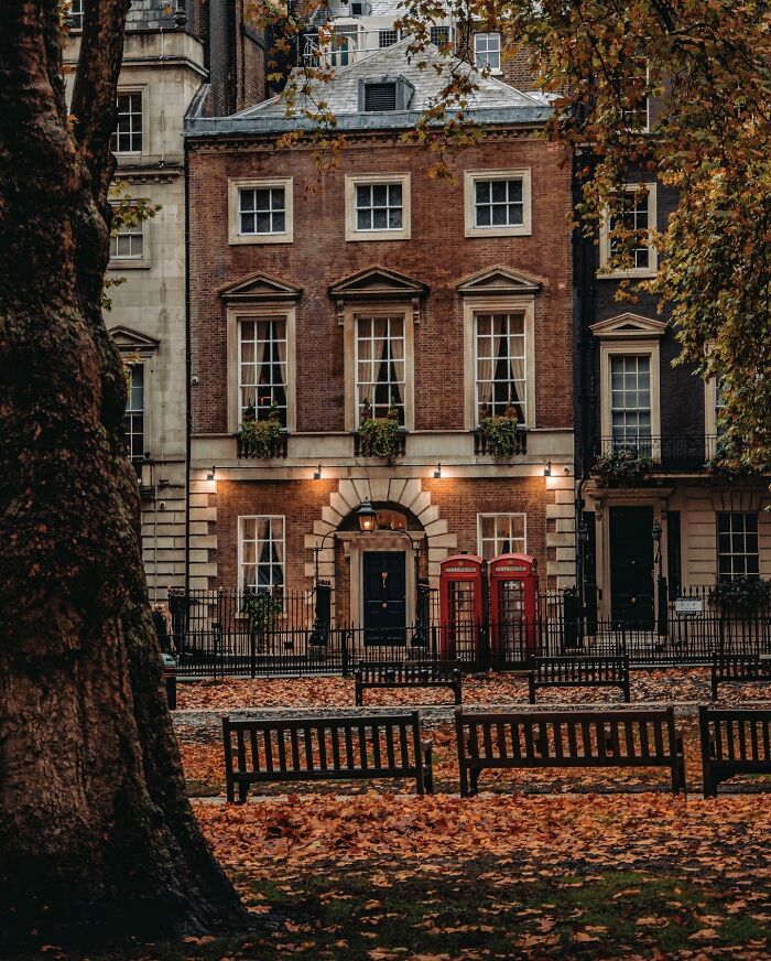 44 Berkeley Square Built In 1740 By Architect William Kent, Later Used By The Clermont Club, An Exclusive Group Of Rich British Gamblers In Mayfair, West End, London, UK