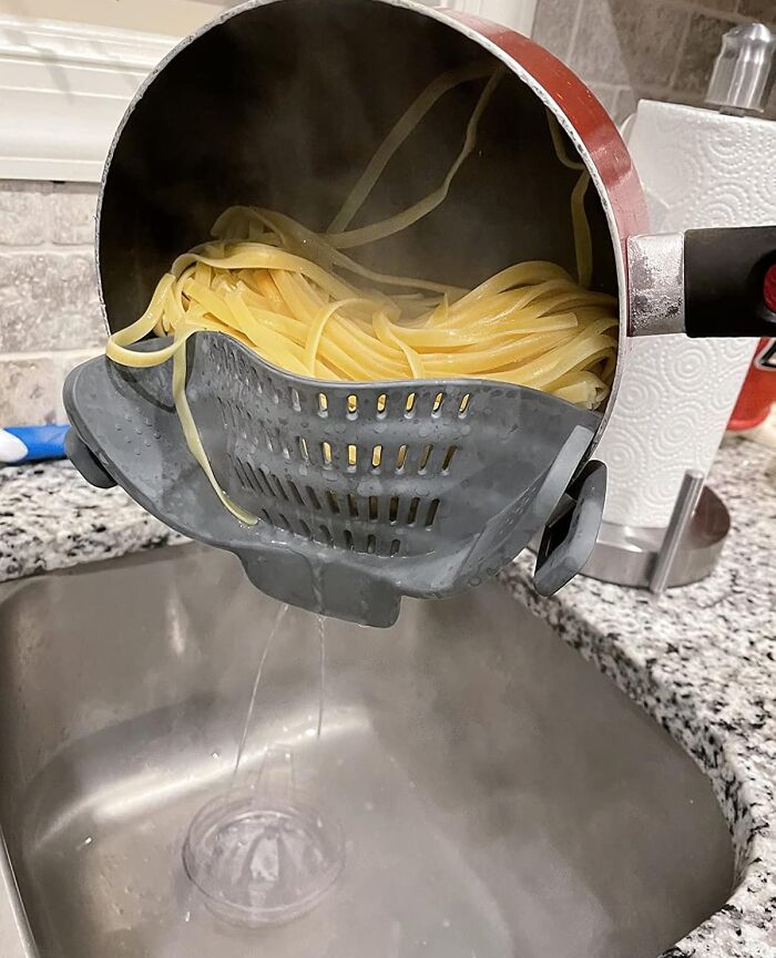 Drain The Drama From Pasta Night With This Genius Clip On Pasta Strainer - A Quick And Easy Solution That Saves You Time, Mess, And Hassle, Making It A Must-Have For Busy Home Cooks!