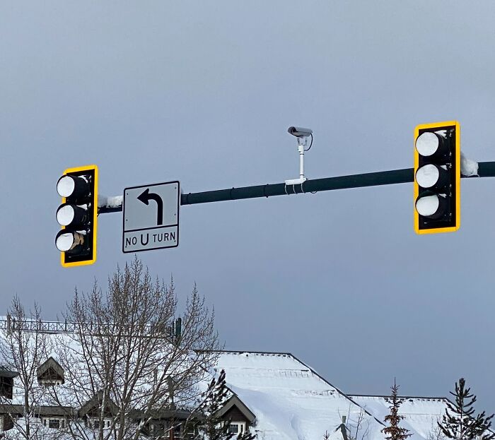 Stoplights In Lake Tahoe Filled With Snow Due To Not Having The Bottom Cut Out To Prevent Snow Accumulation