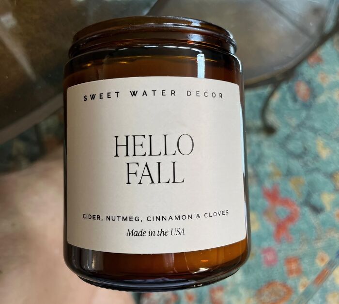 Cozy Up To The Warmth Of The Season With This Inviting Fall Candle With Hot Cider, Cinnamon, Cloves, And Nutmeg Scent - A True Autumn Delight