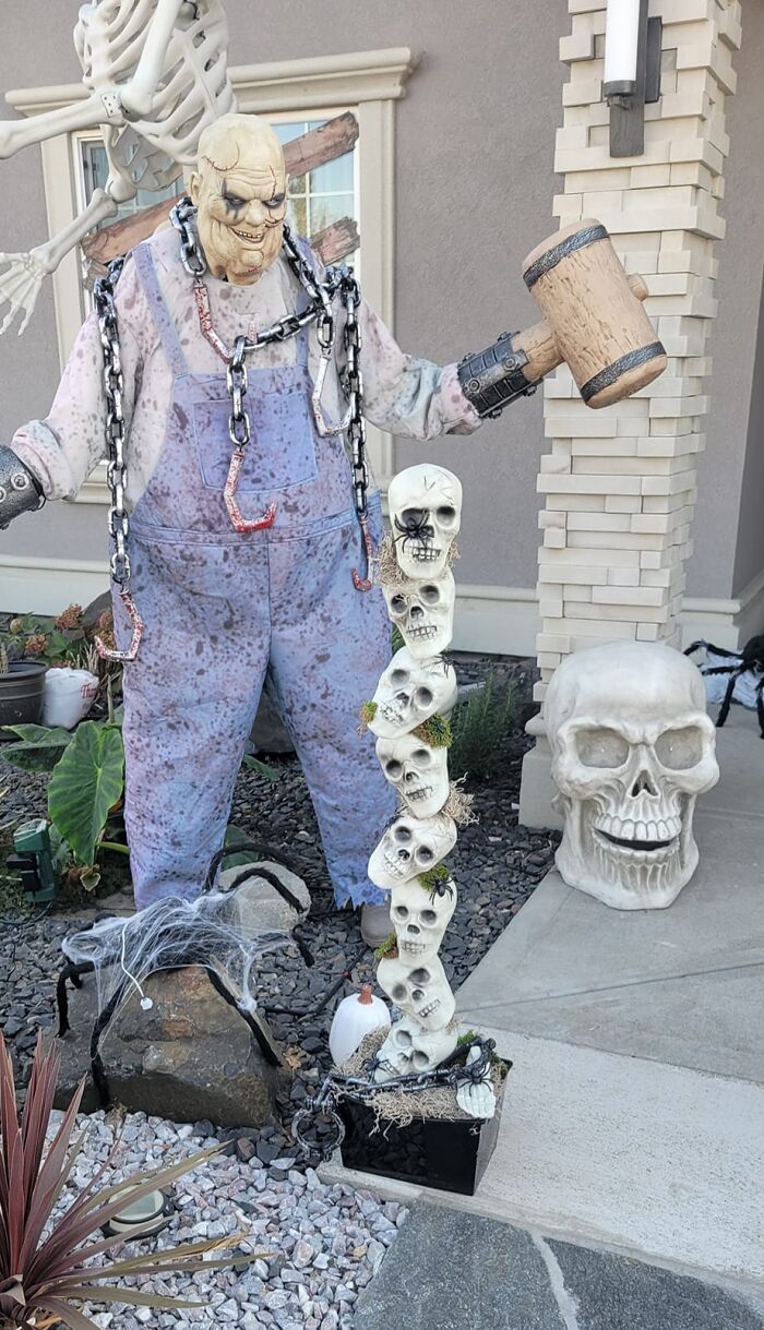 Halloween-Graveyards-Displays-Pics