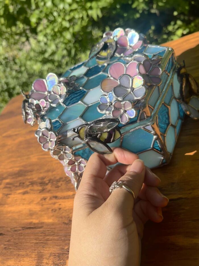 Stained Glass Box I Call Honeyblue Bubblegum! 😆 The Front Bee Is The Handle To Lift Up The Lid!