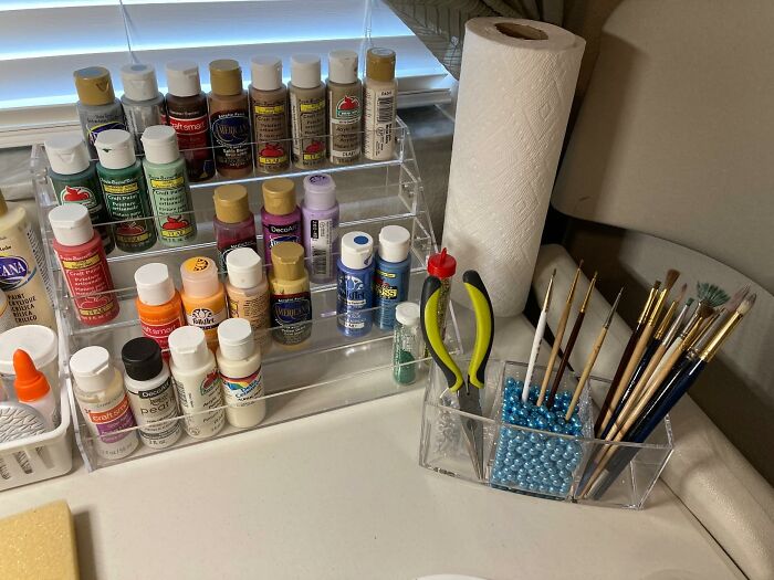 Your Paints And Brushes Will Feel Like Vips In Their Own Little Art Lounge With This Paint Organizer & Paint Brush Holder Set 