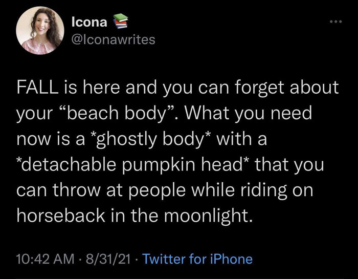 A Fall meme tweet about embracing the season, saying to forget the "beach body" and go for a "ghostly body" with a "detachable pumpkin head."