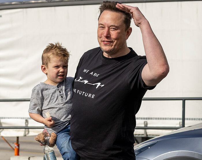 Father Of 11, Elon Musk, Buys Secret $35M Property For His Kids And Their Mothers