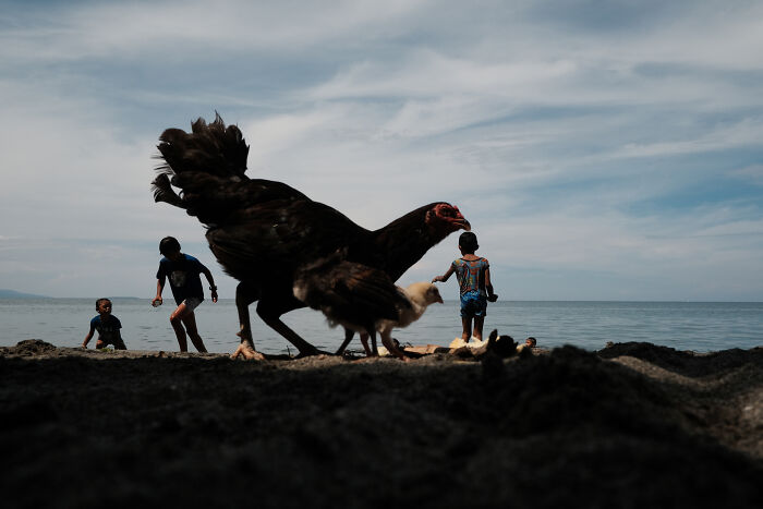 The Pure Magic Of Photography, Captured In 30 Of Hersley-Ven Casero’s "Magical Realism" Photographs