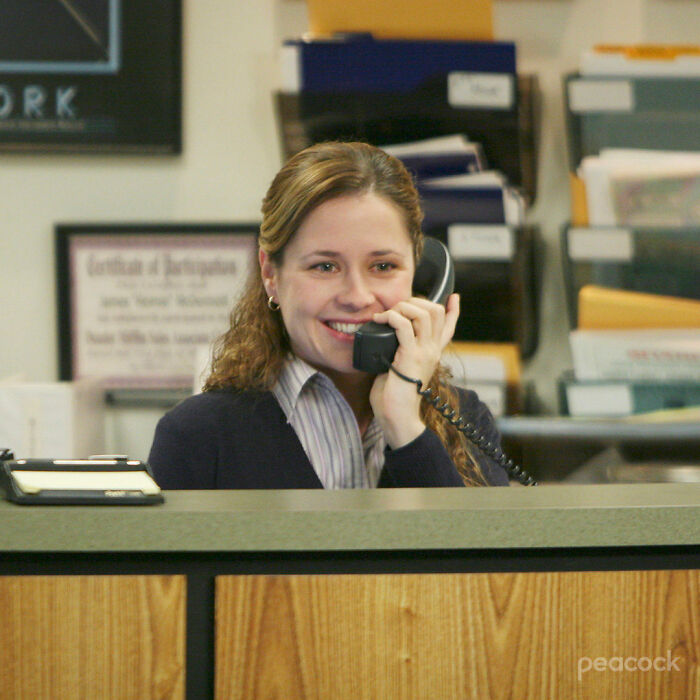 "The Office" Star Jenna Fischer Reveals Breast Cancer Diagnosis