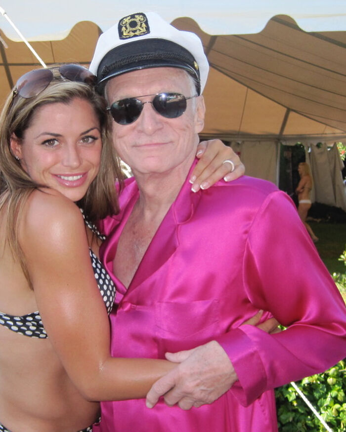 Ex-Playboy Model Who Lived With Hugh Hefner In His $100M Mansion Is Now Homeless, Sleeps In A Tent