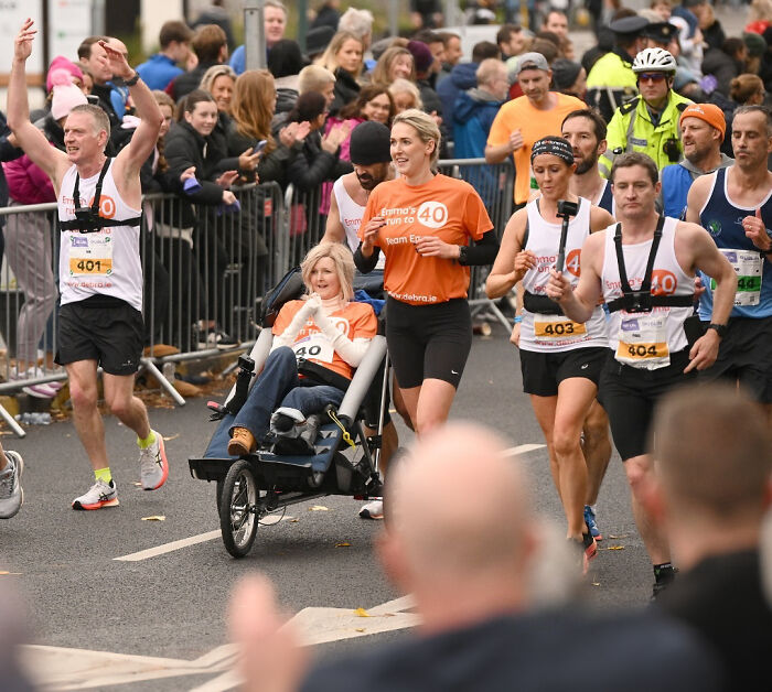 Farrell Finishes Marathon With Ireland’s Oldest Surviving Person With Epidermolysis Bullosa