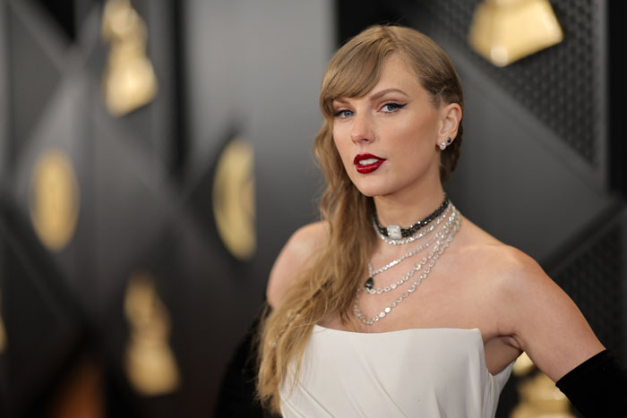 “Surreal And Disappointing”: Taylor Swift Slammed For Writing Letter Of Support To Dave Portnoy