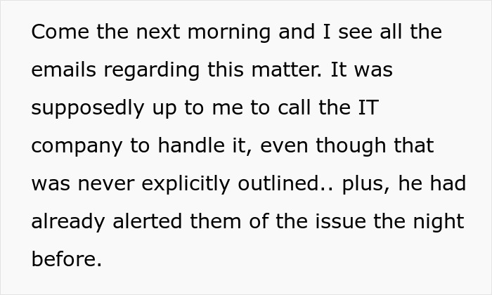 Boss Can't Manage To Save PDF File Despite Woman's Instructions, Loses It After All Work Disappears