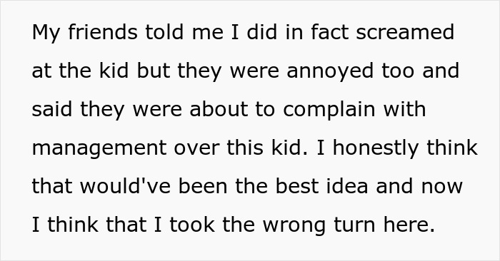 Kid Keeps Running And Screaming In A Restaurant, 21YO Tells Him To Stop, Mom Is Livid