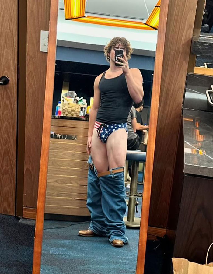 "Using His Body For Promo": Singer Benson Boone Leaves Concert In A Speedo, Sparks Outrage