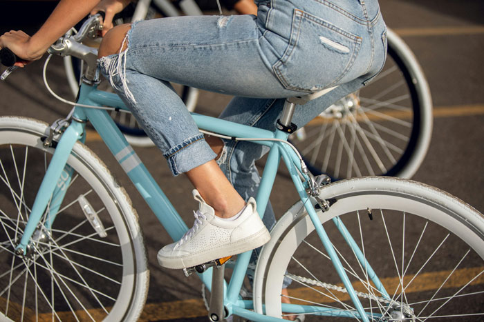 Guy Sick Of Lady's Bike Blocking Hall, Gets It Removed By Property Management As She Won't Listen