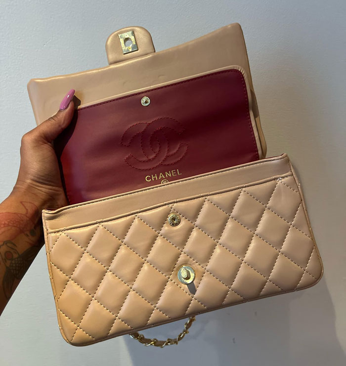 Woman Suspects Her BF Gifted Her A Fake Chanel Bag, Turns Out It’s True And He Did It Purposefully