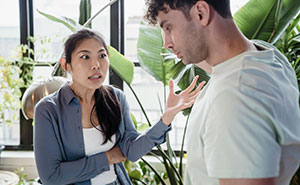 Man’s Paranoia Pushes Girlfriend To Choose Mental Sanity Over Relationship