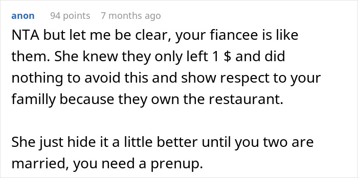 Reddit comment discussing fiancé’s family tipping $1, suggesting a prenup.