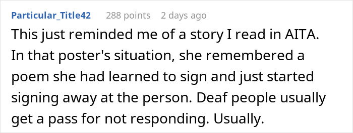 “I Politely Pretend To Not Hear Her”: Guy Watches Rude Elder Lose It Over AirPods