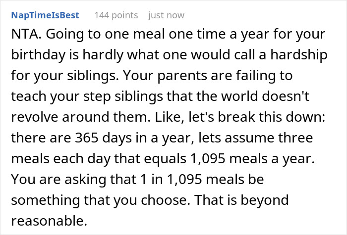 Teen Never Eats At Favorite Restaurant Because Of Stepsiblings, Goes There For B-day, Dad Is Livid