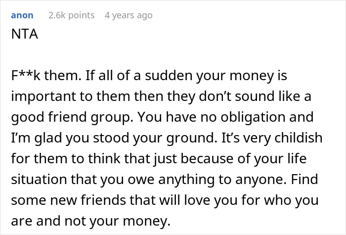 Drama Ensues When Friends Find Woman’s Bank Statements That Reveal She’s A Millionaire