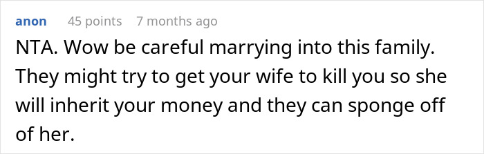 Comment discussing concern over fiancée’s family's tipping habits and potential motives.