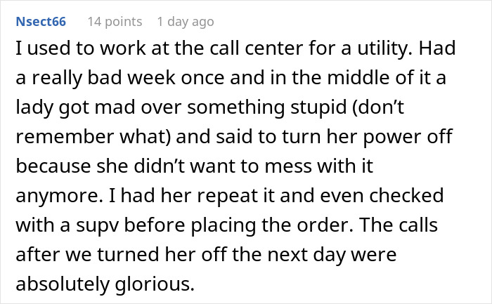 Karen Demands Entire Flight Be Canceled, Manager Doesn’t Blink An Eye And Cancels Her Ticket