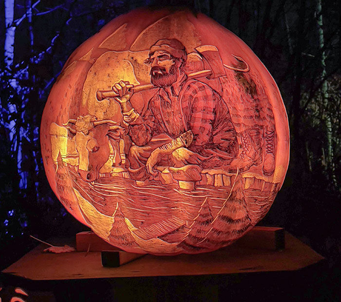 This Was One Of My Favorites At Last Year's Trail Of Carved Pumpkins Hosted By My Local Zoo. There Were Roughly 5000 Carved Pumpkins Along The Trail, And It Was Such A Magical Night