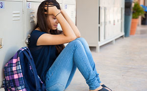 Teen Refuses To Buy Lunch For Stepsis As She Can’t Afford It But Doesn’t Try To Get Part-Time Job