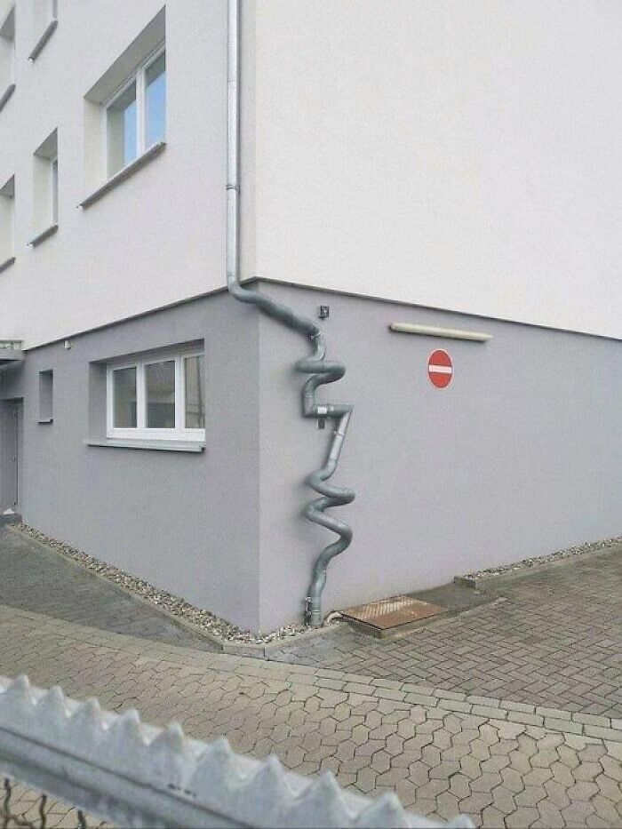 Funny-Architecture-Design-Fails