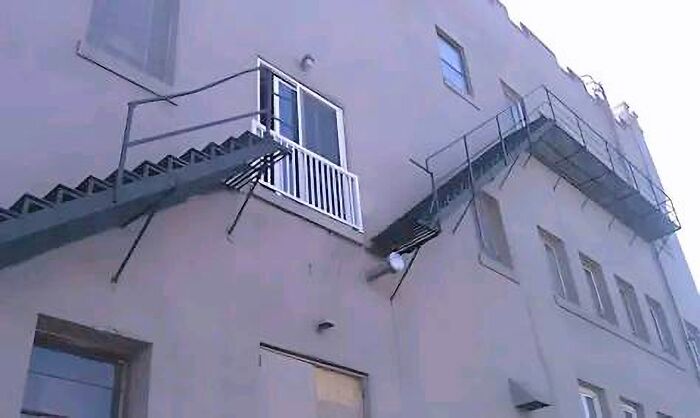 Funny-Architecture-Design-Fails