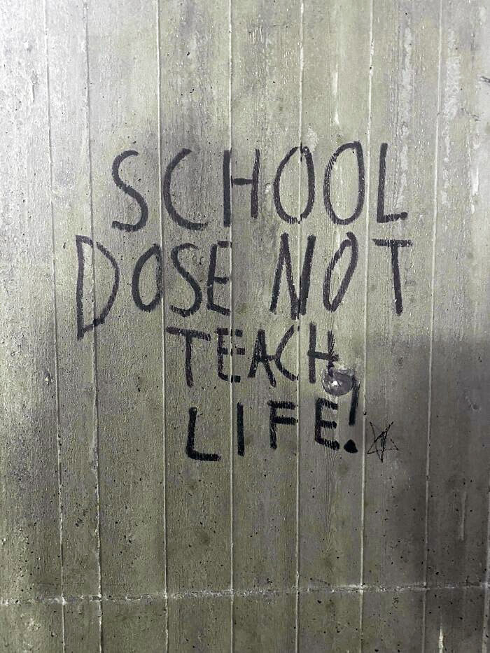 But It Dose In Fact Teach Spelling