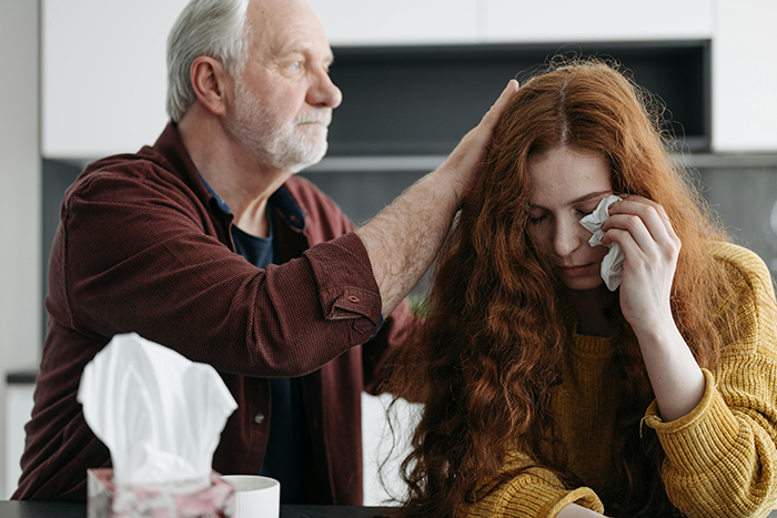 Dad Asks If He’s The [Jerk] For Leaving His Kid’s B-Day Party Because Cake Had Her Deadname On It