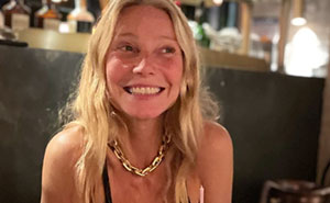 Gwyneth Paltrow Stuns At Her 52nd Birthday Dinner Party In Paris: “No One Else Can Compete”