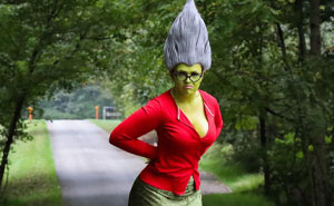 50 Awesome Costumes That Stole The Show On Halloween (New Pics)