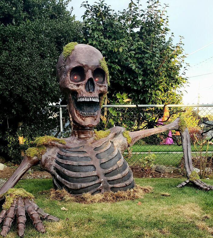 Halloween-Graveyards-Displays-Pics