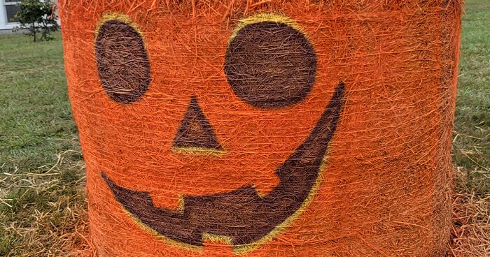 Every Year, I Create Giant Hay Bale Art For A Local Non-Profit’s Annual Halloween Event (12 New Pics)