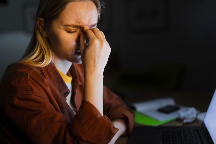 Wife Goes Out Of Her Way To Accommodate Husband’s Fatigue, He Still Keeps Complaining