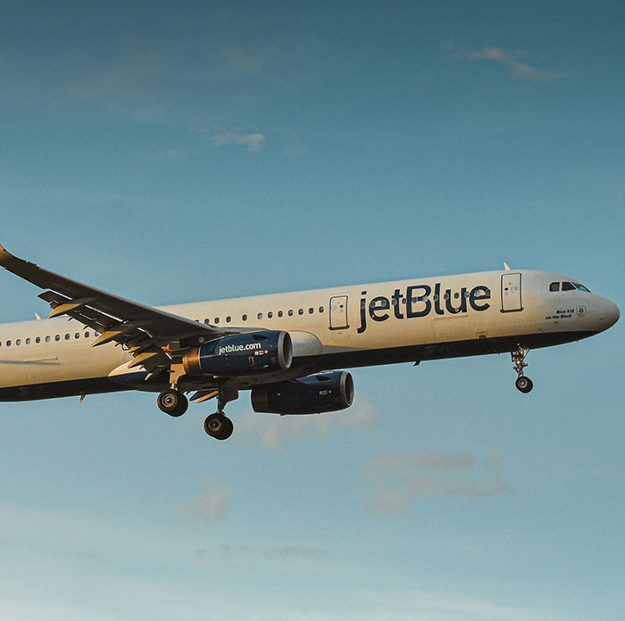 Controversial Argument Between Jessica Chastain And JetBlue Goes Viral: “Girl, Read The Room”