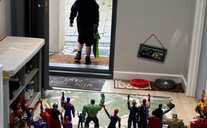 Superhero Fan Kid Embarks On His First Day Of School With The Most Wholesome Sendoff From Parents