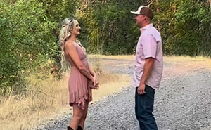 A Man Drove Four Hours To Meet A Girl For A Blind Date Photoshoot In Hopes Of A “Fairy Tale Ending”