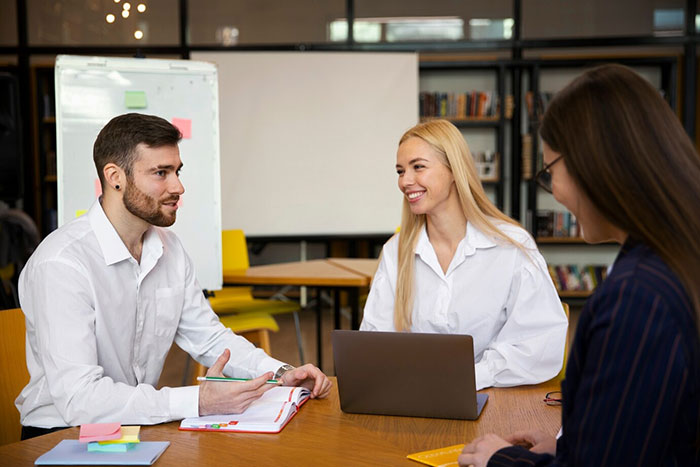 Woman Won’t Drop The Idea That Her 30YO Coworker Was Groomed At 24YO, Gets To Talk To HR