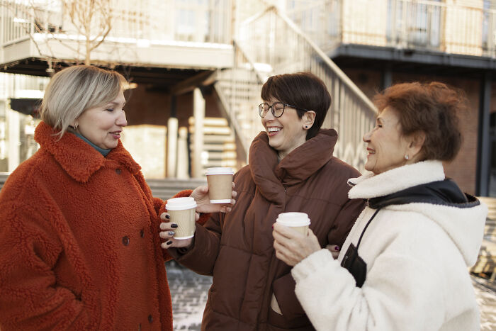 50YO Feels Like She's Being Bullied Out Of Leaving Friend Group By "Middle-Aged Mean Girls"