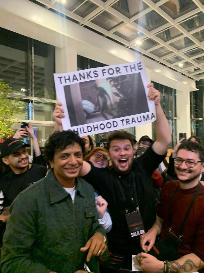 M. Night Shyamalan Meets Fans In Brazil 👽