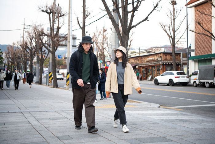 Man Has A Completely Unique Experience By Going To Japan And “Renting An Old Man”